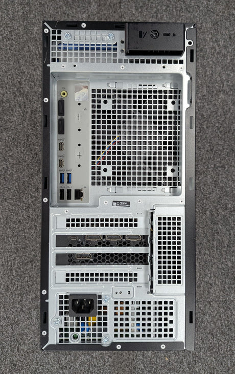 Dell Precision 3660 — Good-condition unit, cosmetic chassis marks — photograph 4